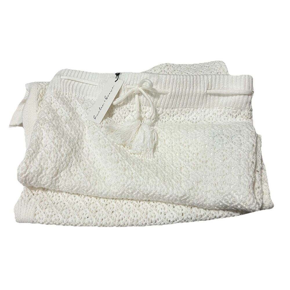 Hunter & Brown‎ Womens Crochet Maxi Skirt White Slit Straight Lined Boho NWT Med